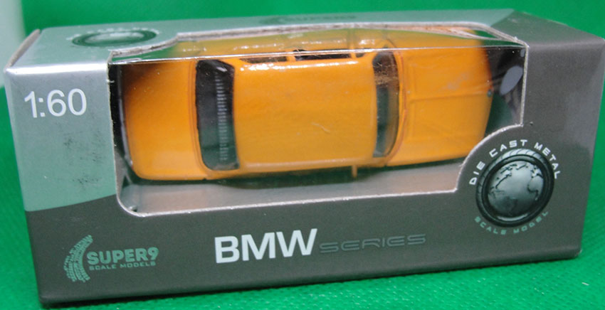 BMW 2002TI SUPER9 COCHE A ESCALA 1:60 DE METAL COLECCIONISMO