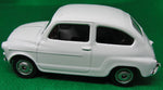 FIAT 600 SUPER9 - COCHE A ESCALA 1:60 DE METAL -