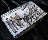 MAQUETA 8 SOLDADOS ALEMANES DE LEOPOLD A ESCALA 1:35 - TRUMPETER 00406 -