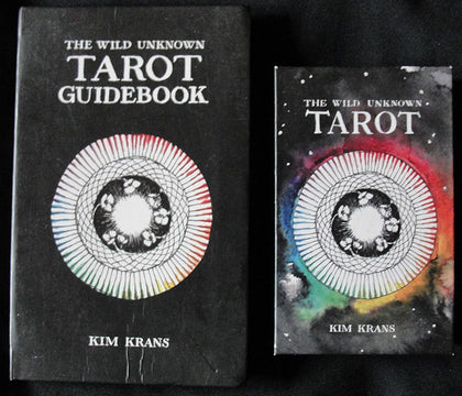THE WILD UNKNOWN TAROT AND GUIDEBOOK - EL TAROT Y LA GUÍA DE LO DESCONOCIDO - EN INGLÉS -