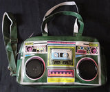 BOLSO RADIO CASSETTE VERDE CON ALTAVOCES - NUEVO -
