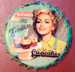 CHICA CUPCAKES 50s 60s - CHAPA DECORATIVA 35 CM -