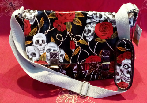 Bolso Calaveras y Rosas Negro